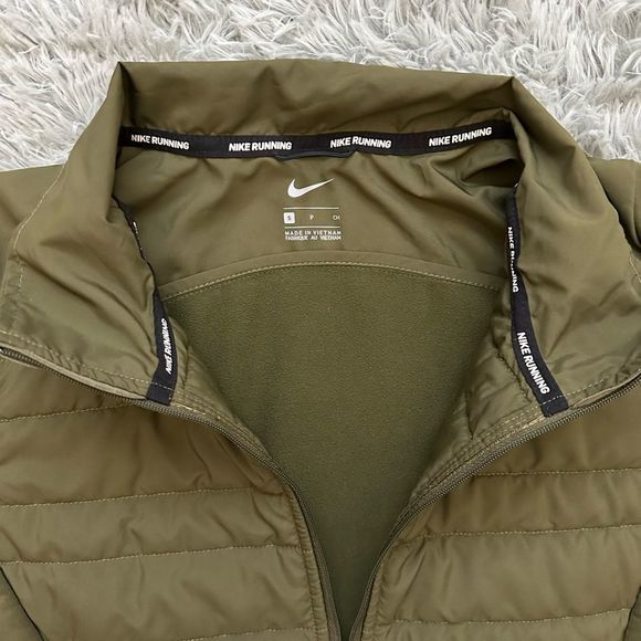 Nike Drifit Jacket - Picture 2 of 4